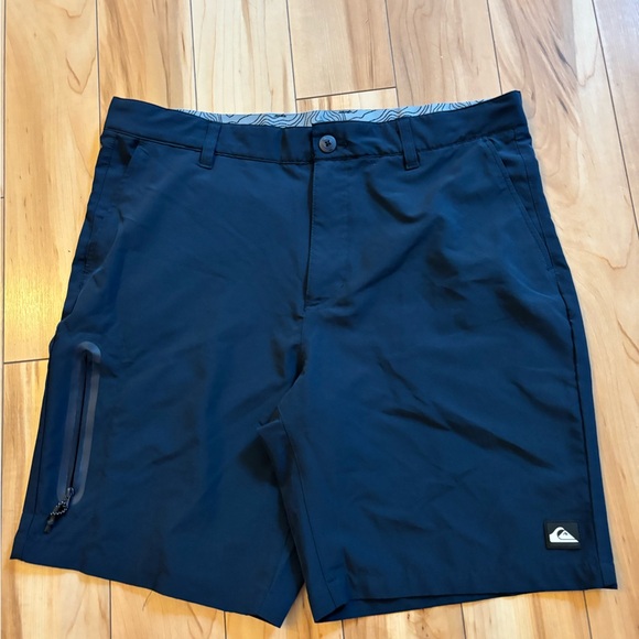 Quiksilver Other - Quiksilver Men's Navy Hybrid Shorts